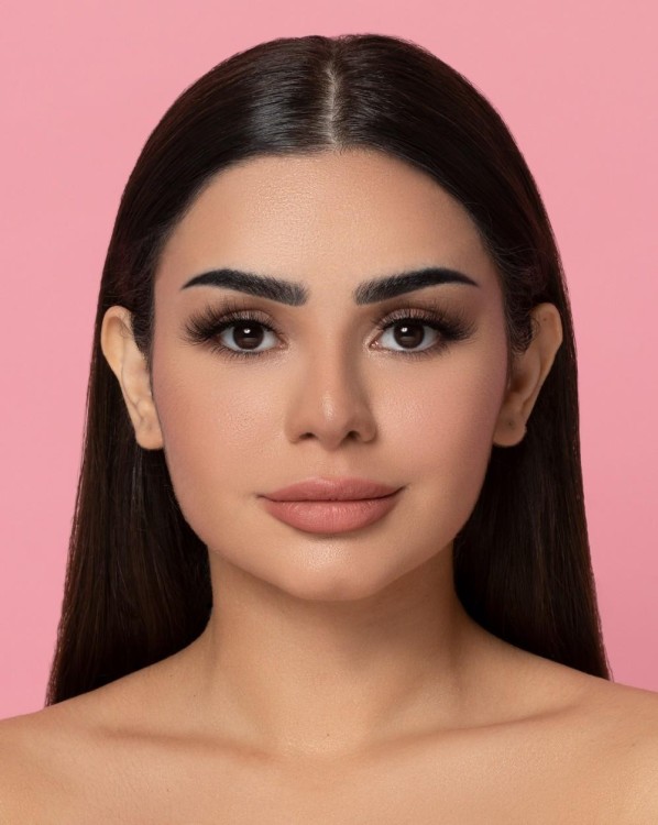 Luksusowe sztuczne rzęsy 3D na pasku na ponad 30 użyć Lash Me Up! Woke Up Like This