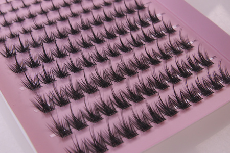 Kępki rzęs Lash Me Up! Jasmina 8-16 mm Queen Size Box 120 sztuk rzęsy bondingowe